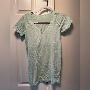 Lululemon swiftly tech t- shirt